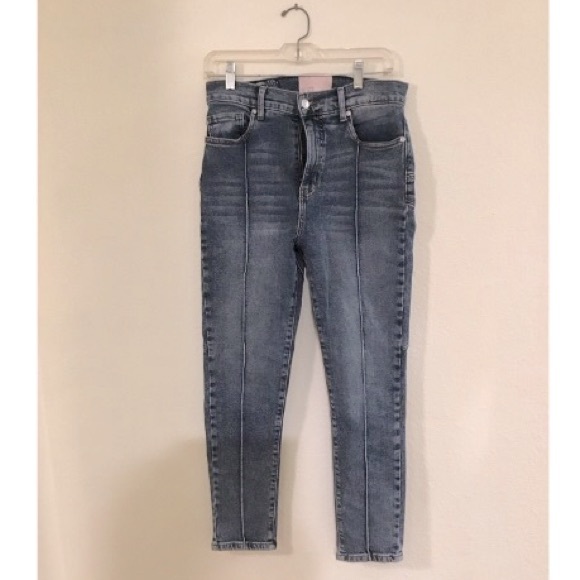 Revice Denim “Venus” Star Butt Skinny Jeans with Front Center Seams - Picture 4 of 6